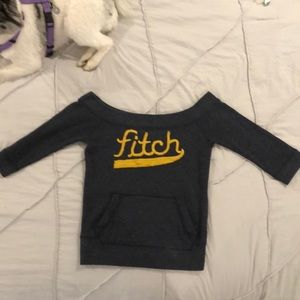 Y2K Vintage Abercrombie off the shoulder sweater